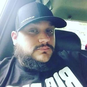 Meet your Posher, Derek